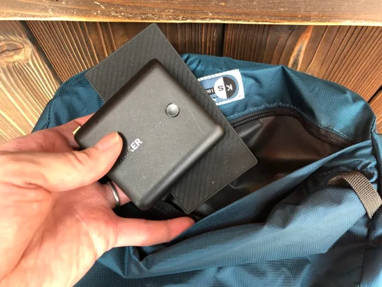 AnkerのSlim5000とFusion5000の２台のバッテリーをカリマーのリュックに一緒に入れてもかさばりません！