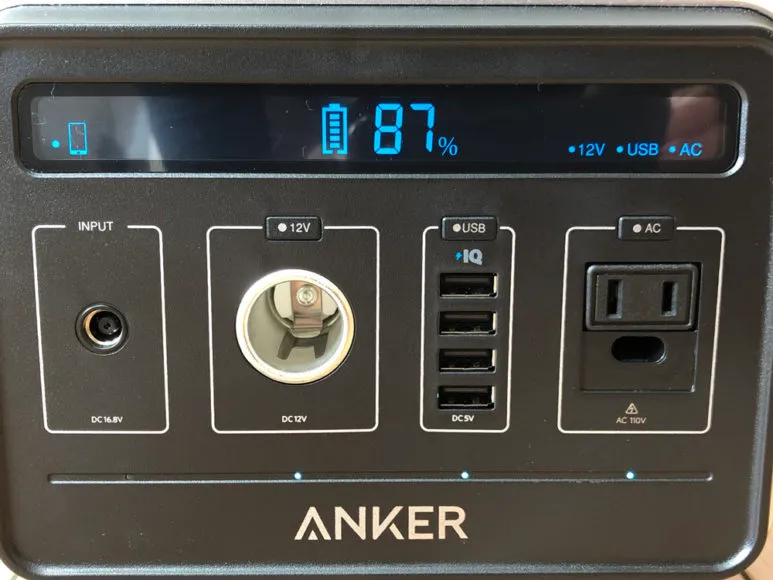おすすめポータブル電源Anker「PowerHouse」|前面にはDC、AC、USB端子が配置されています。