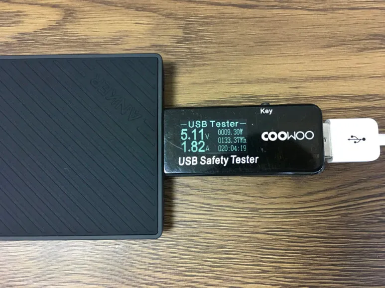 おすすめのモバイルバッテリーAnker「PowerCore Slim 10000 PD」レビュー|「PowerCore Slim 5000」USB-Aポートの充電時の電流・電圧を実測してみました。