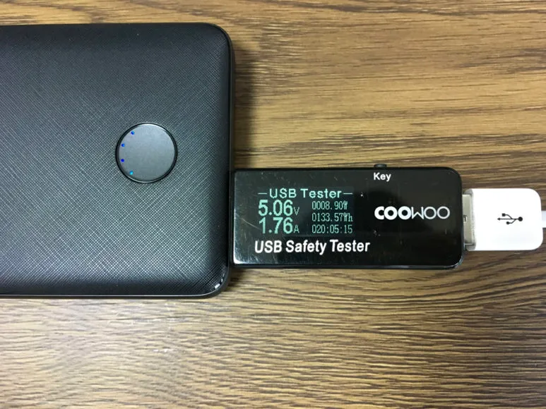 おすすめのモバイルバッテリーAnker「PowerCore Slim 10000 PD」レビュー|「PowerCore Slim 10000 PD」USB-Aポートの充電時の電流・電圧を実測してみました。
