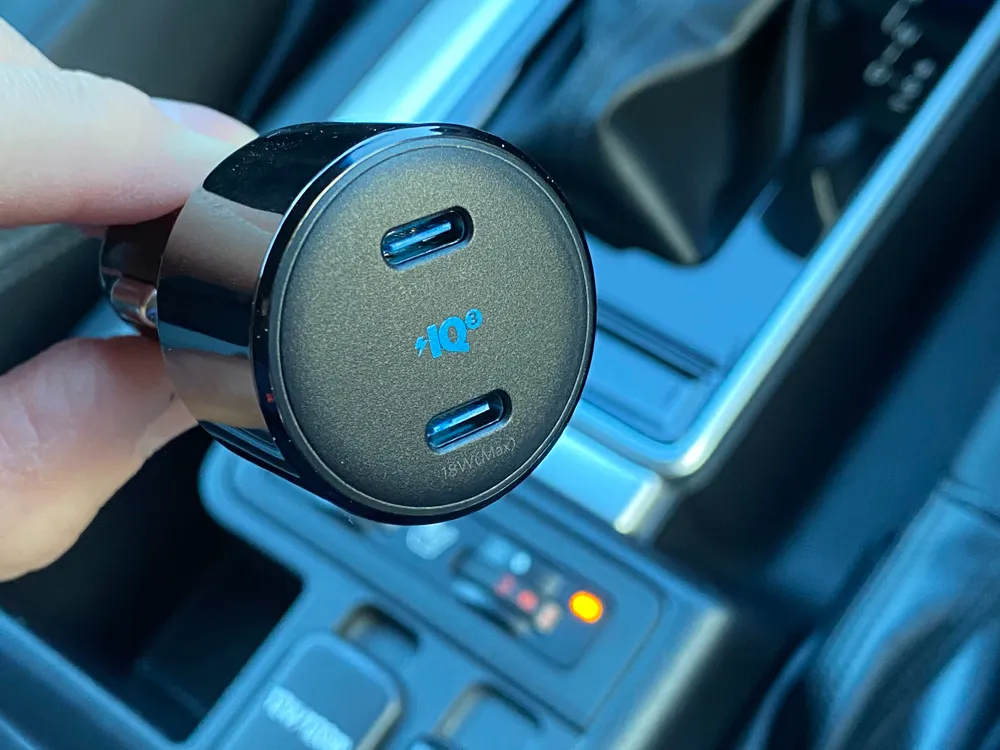 【Anker PowerDrive Speed+2-1 PD & 1 PowerIQ 2.0レビュー】車載充電器でシガーソケットをUSB Type-Cポート化!iPhone急速充電対応のおすすめカーチャージャー|2020年の新定番「PowerDrive+ III Duo」
