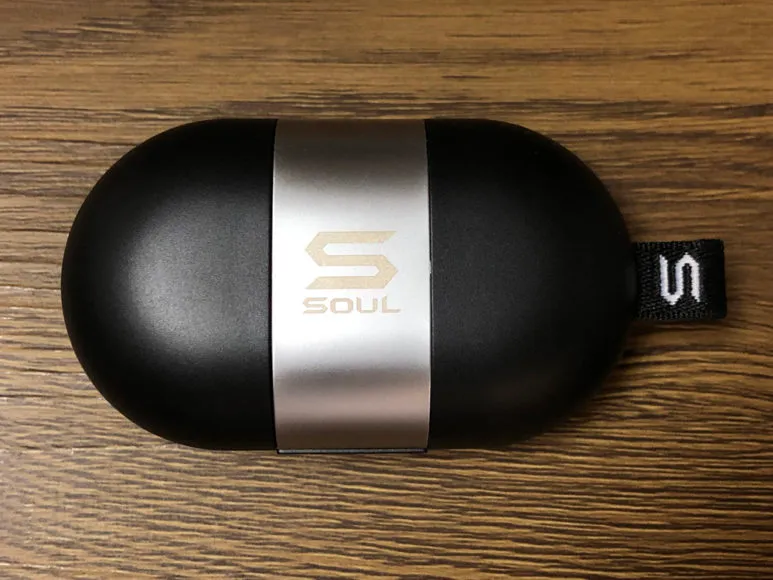 おすすめ完全ワイヤレスイヤホンSOUL「ST-XS2」レビュー|充電ケースもかなり特異なデザイン。