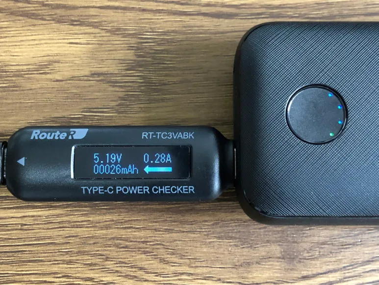 Anker PowerCore 10000 PD Reduxレビュー|AirPodsを充電すると確かに電流が微弱になりました。