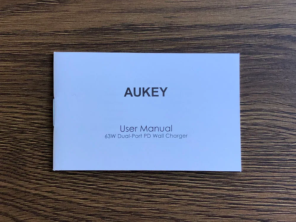 【Aukey PD対応急速充電器PA-D5レビュー】Anker Atom PD2より高コスパ!スマホ&PC二台持ちの方に最適なPD対応USB-Cポートを二つ搭載した急速充電器|付属品