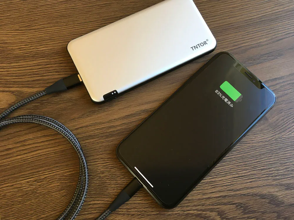 【TNTOR 超薄型モバイルバッテリーTN-10PDレビュー】10000mAhクラス最小最軽量で携帯性抜群!PD対応急速充電も可能なコスパ最強モバイルバッテリー|使ってみて感じたこと:充電性能にも抜かりが無く高性能。Anker製と変わりません。