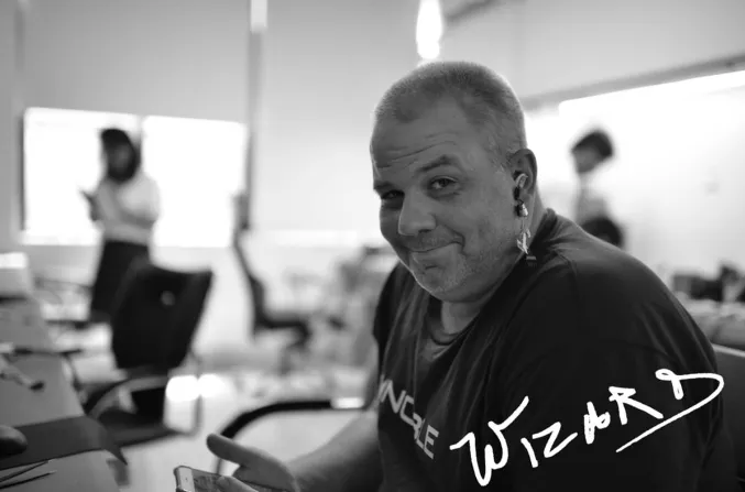 【Noble audio FALCONレビュー】“魔術師”が作ったイヤホン!?独自の高音質ドライバー搭載で10時間スタミナ再生&完全防水の高コスパ完全ワイヤレスイヤホン|優れているポイント:D.L.Cドライバー採用