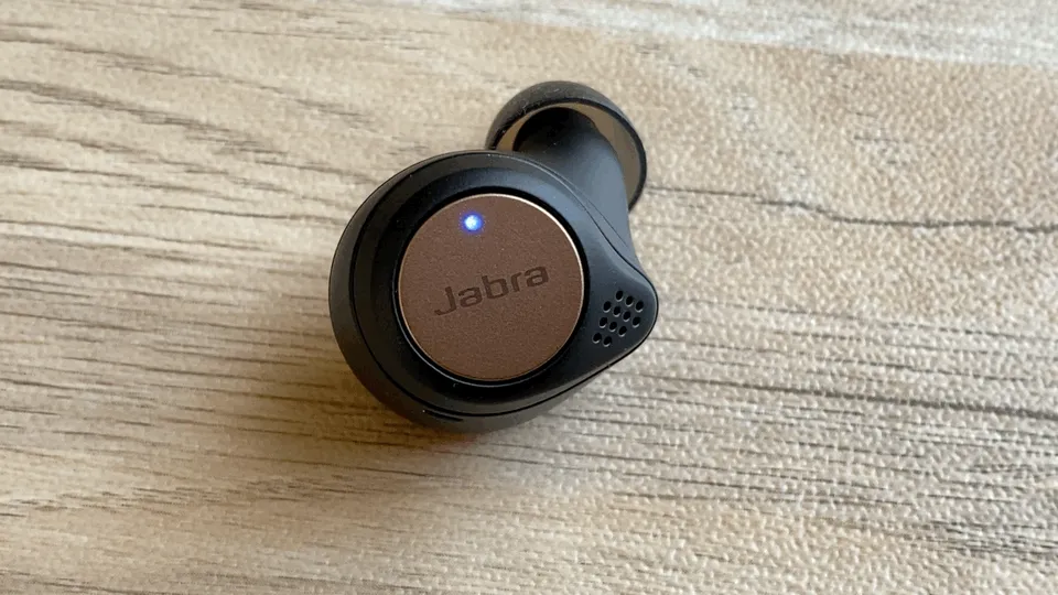 【Jabra Elite Active 75tレビュー】Jabra完全ワイヤレスイヤホン最上位モデル!バッテリー性能・防塵防水性・音質など申し分無しのBluetoothイヤホン|ペアリング方法(接続方法)