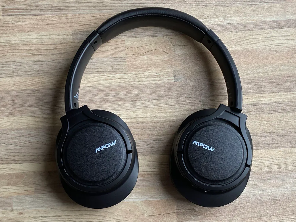 【Mpow H7レビュー】低価格帯の密閉型Bluetoothヘッドホン決定版!40mmドライバーが奏でる高音質サウンドと快適な無線接続を実現させた高コスパヘッドホン|外観